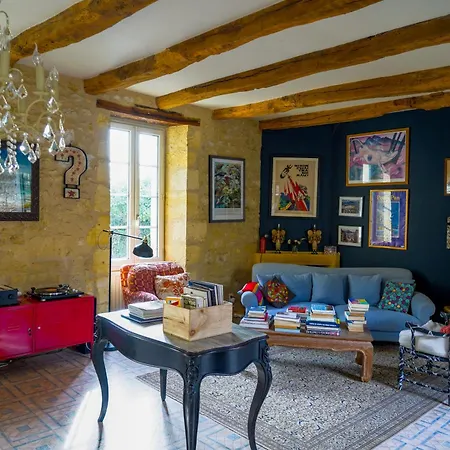 1 Rue Pasquet Pool With Kitchen بيت ضيافة 3*