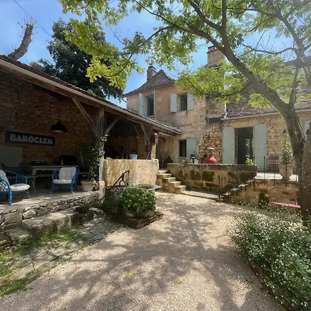 1 Rue Pasquet Pool With Kitchen بيت ضيافة 3*