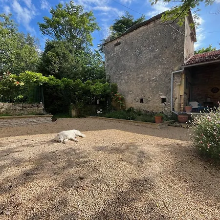 بيت ضيافة 1 Rue Pasquet Pool With Kitchen 3*