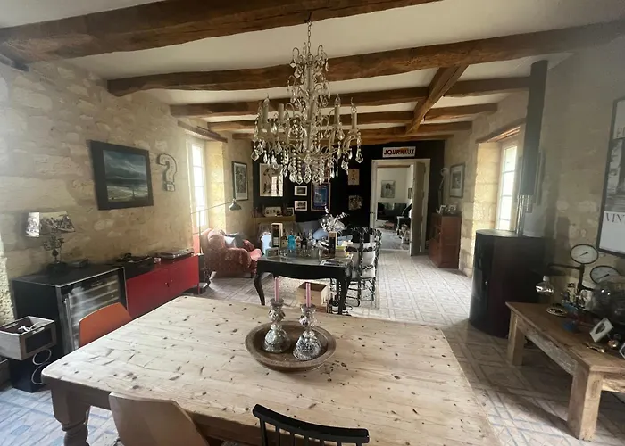 1 Rue Pasquet Pool With Kitchen